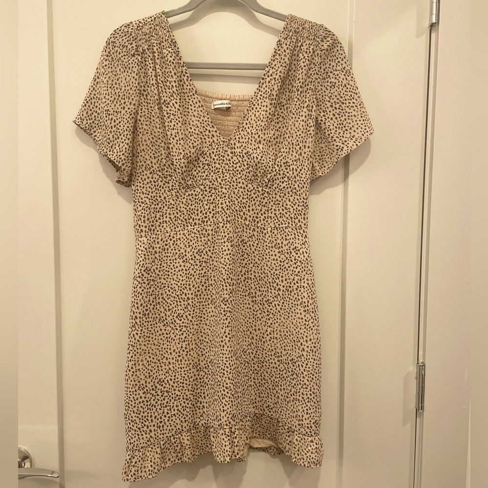 Abercrombie spotted mini short sleeve dress SZ S